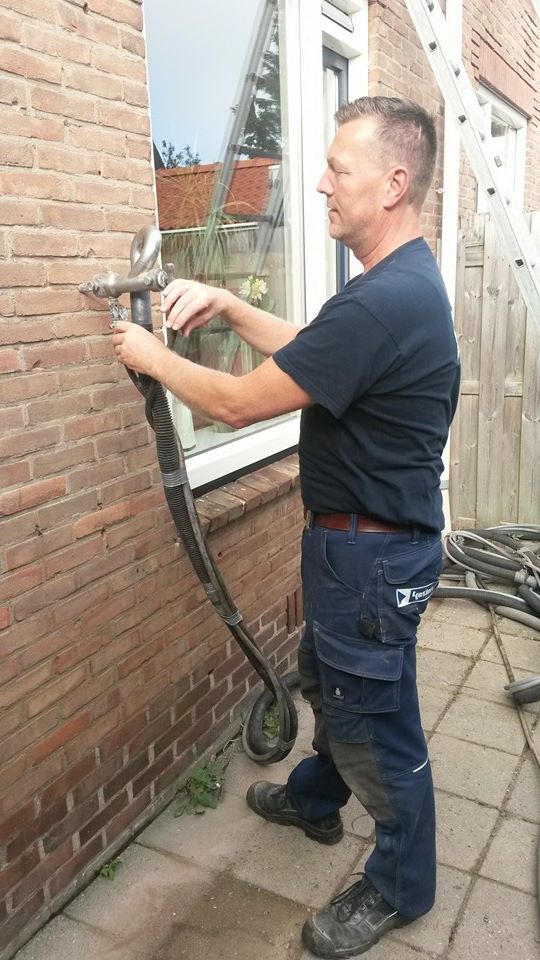 10527726_713647352061767_1192615804534377705_n